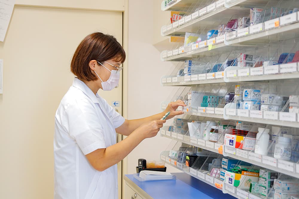 薬剤師、臨床検査技師が常駐対応